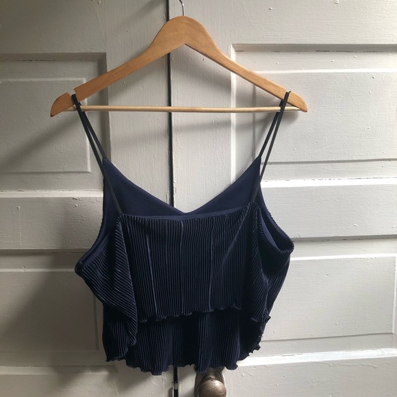 Breezy Navy Crop Top - Picture 2 of 3